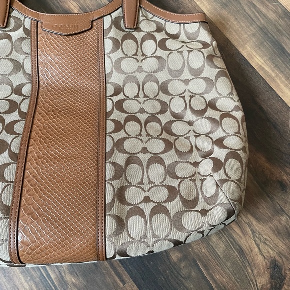 Authentic coach bag - Picture 2 of 9